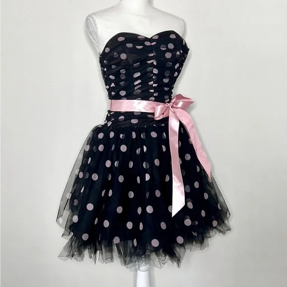 burgundy sequin dresses Burgundy Sequin Flower Girl Dress: V-Neck Sleeveless | Burgundy / 9-10 Years (150cm) main image 0
